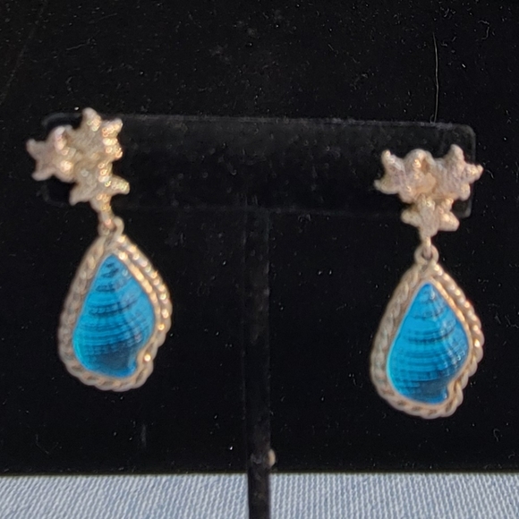 Tagliamonte Venetian cameo conch shell shape earrings beautiful blue in sterling - Picture 2 of 8